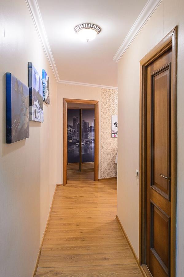 アルマトイЗолотой Квадрат Шевченко 75アパートメント エクステリア 写真