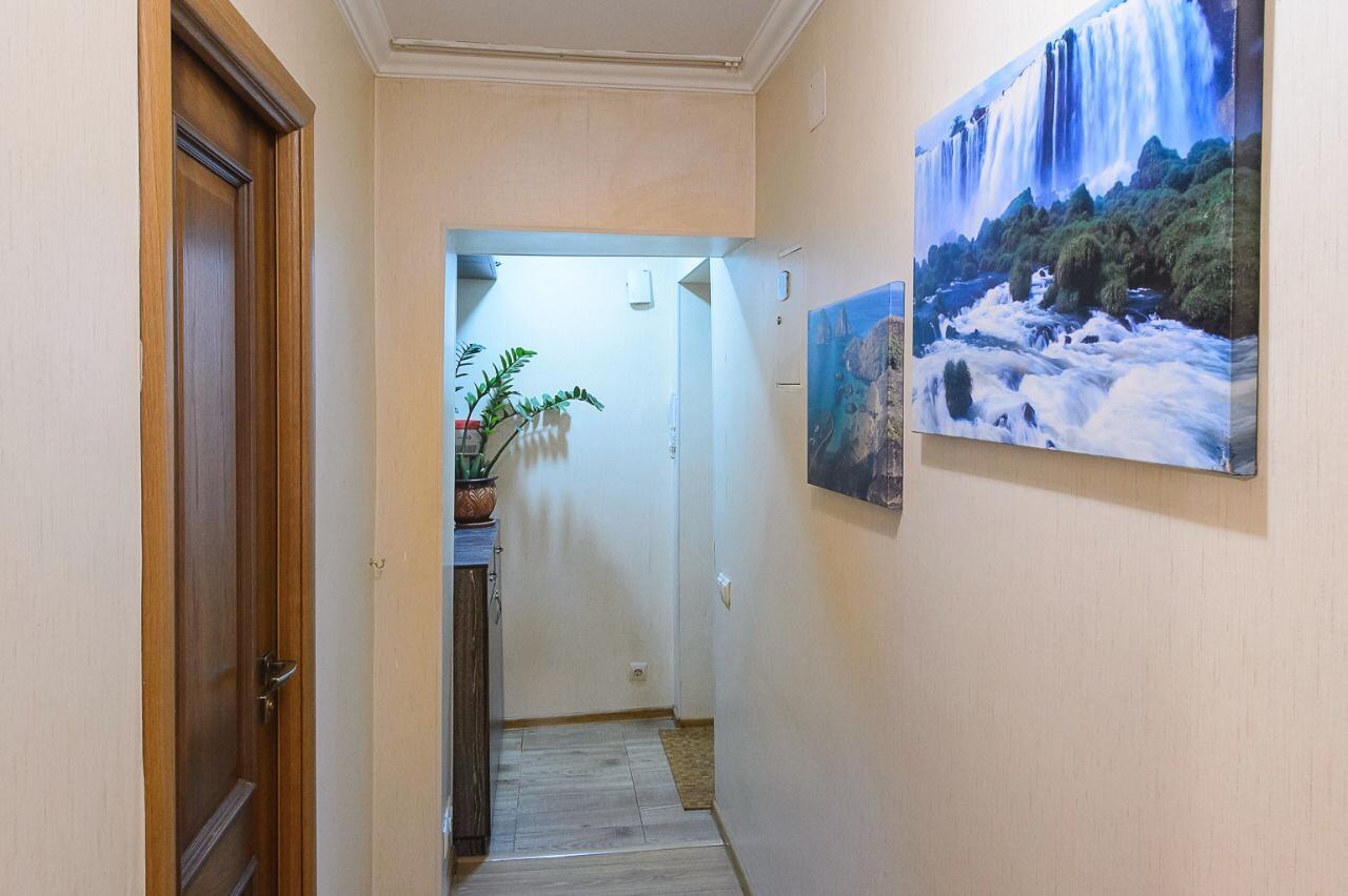 アルマトイЗолотой Квадрат Шевченко 75アパートメント エクステリア 写真